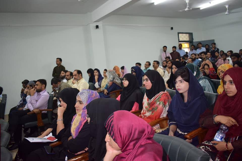 بہاؤالدین زکریا یونیورسٹی کی ویٹرنری فیکلٹی میں ورلڈ ایگ ڈے کی تقریب