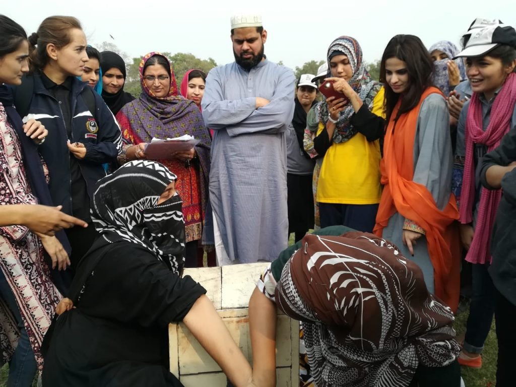 Arm Wrestling of Females
