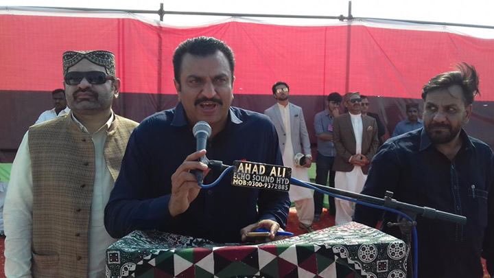 صوبائی وزیر سندھ برائے لائیوسٹاک اینڈ فشریز عبدالباری نے جانوروں کے چارے کی بلیک مارکیٹنگ کا نوٹس لے لیا