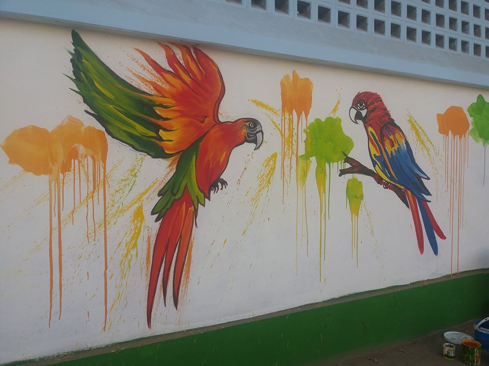 zoo painting on the walls of Karachi Zoo